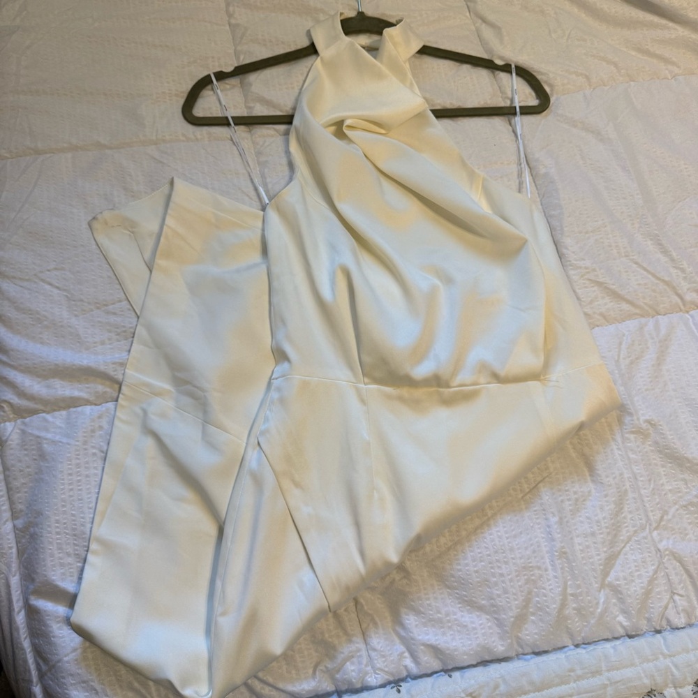 Elliatt Camo Cream Halter Dress size medium